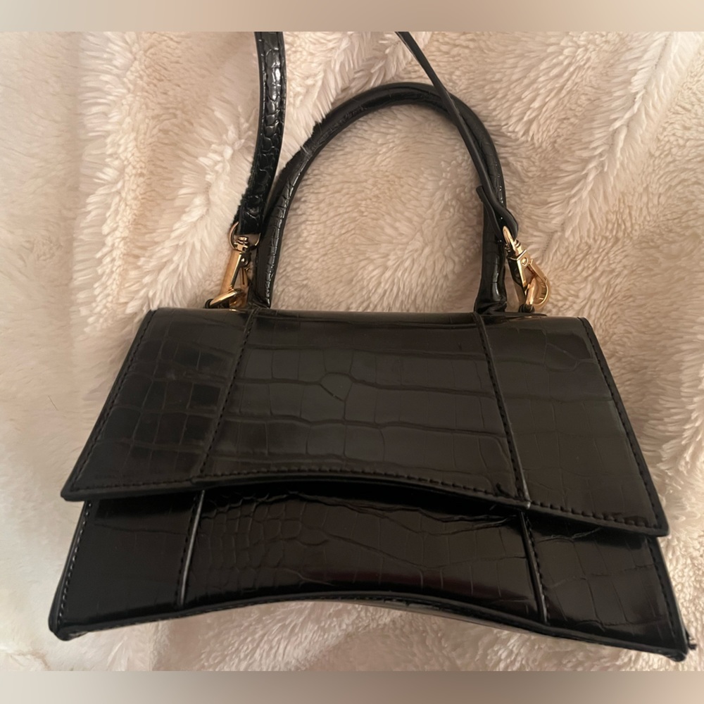 Urban Expressions black purse